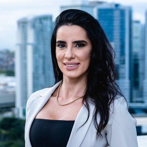 [Josiane Minardi (PR) ]